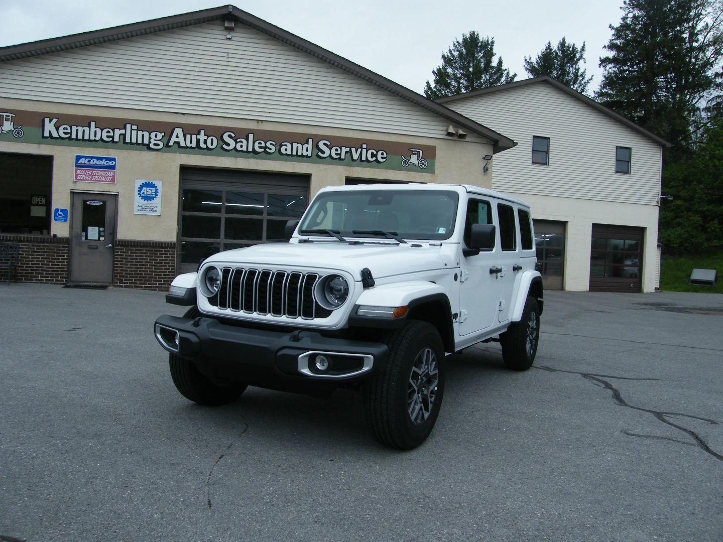 jeep wrangler 4-door 2025 1C4PJXEN8SW560180 image jeep wrangler 4-door 2025 1C4PJXEN8SW560180 image